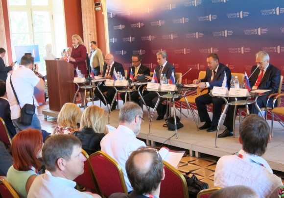 В Москве прошел саммит деловых кругов