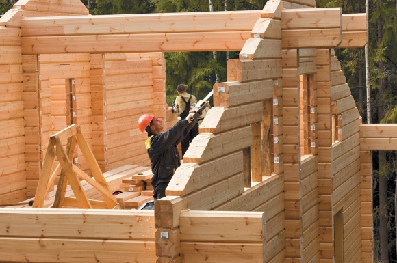 В РФ намерены развивать деревянное домостроение