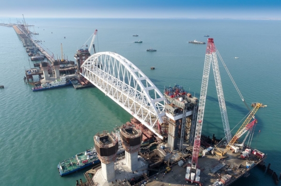 Стройка моста в Крым принесет подрядчикам убыток из-за старых сметных нормативов и ФГИС ЦС