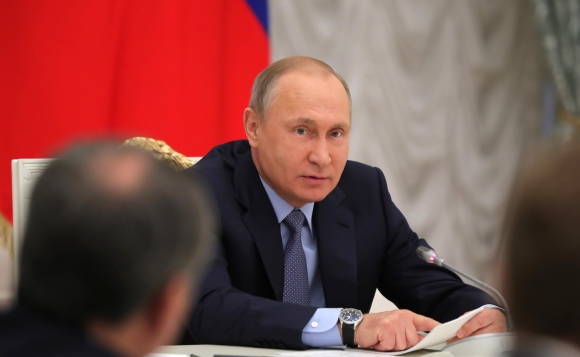 Путин не верит в «здоровых» застройщиков и поищет 5 трлн рублей на строительство жилья