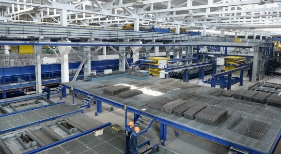 ЛСР продаёт свой завод по производству панелей в Москве