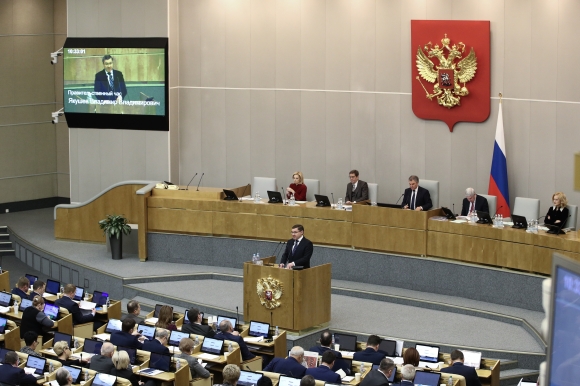 Министр строительства Якушев доложил о Нацпроектах,  депутаты ответили критикой и цифрами