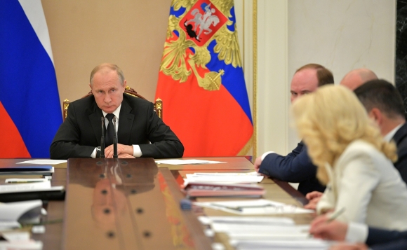 За месяц до эскроу: Путин велел сверить со строителями, нужна ли реформа