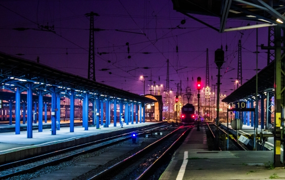 Правительство РФ может разрешить ввоз мигрантов на стройки по железной дороге