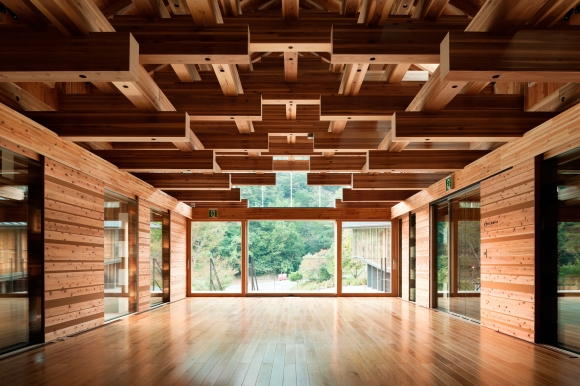 Минстрой прописал правила применения инновационных деревянных конструкций