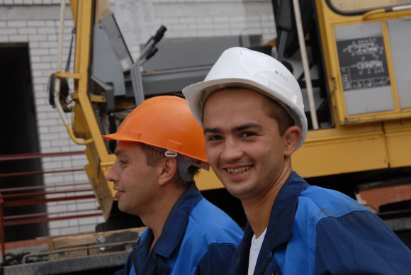 Более 70% ИЖС в России строят «серые бригады»
