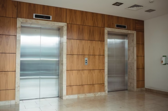 Масштабный проект по замене лифтов стартовал в Нижнем Новгороде