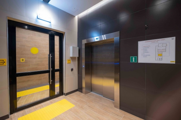 METEOR Lift — «Мегалиту»: эффективные лифты без машинных помещений
