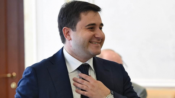 В Минстрое пообещали не оставить застройщиков в беде